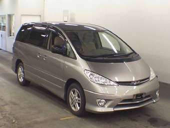 2004 Toyota Estima