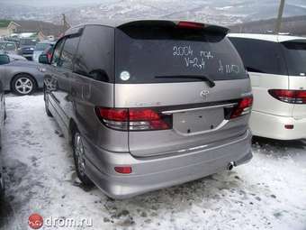 2004 Toyota Estima Photos