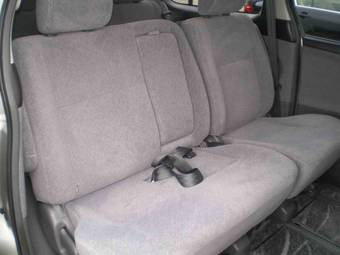 2004 Toyota Estima For Sale