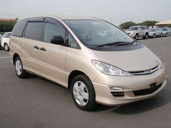 2005 Toyota Estima Photos