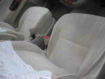 2005 Toyota Estima Pictures