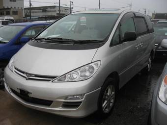 2005 Toyota Estima Images