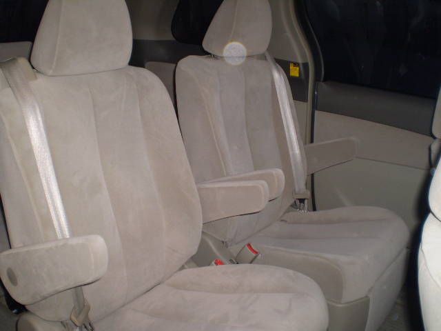 2006 Toyota Estima