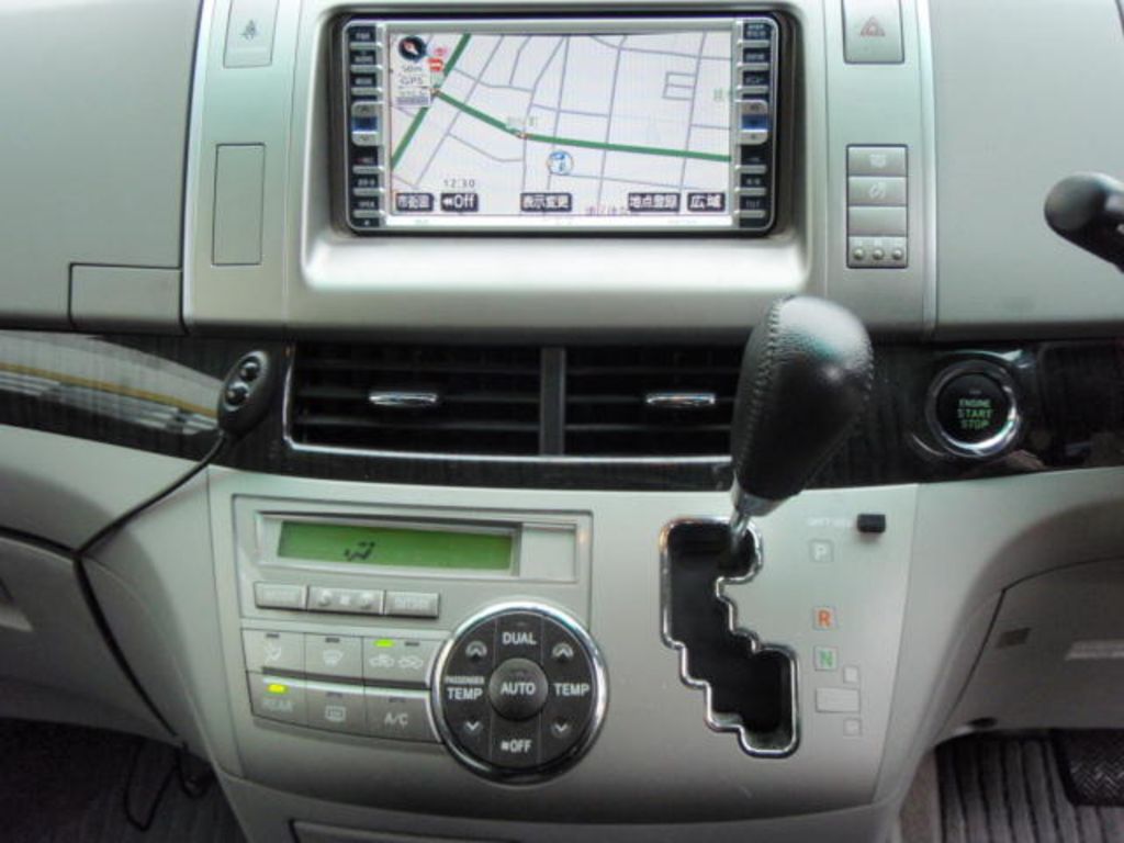 2006 Toyota Estima