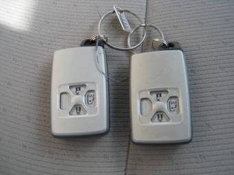 2006 Toyota Estima Pictures