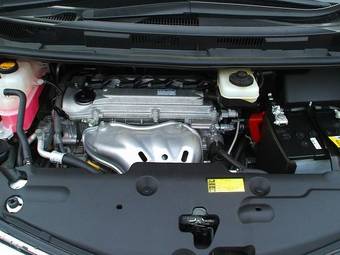 2006 Toyota Estima Photos