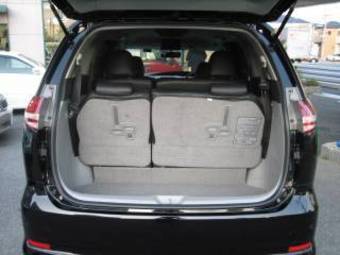 2007 Toyota Estima Photos