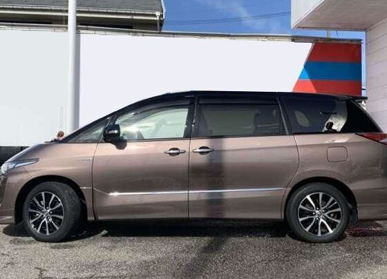 Toyota estima 2019