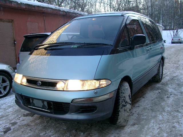 1993 Toyota Estima Emina Pictures