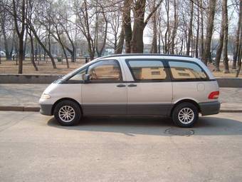 Toyota Estima Emina