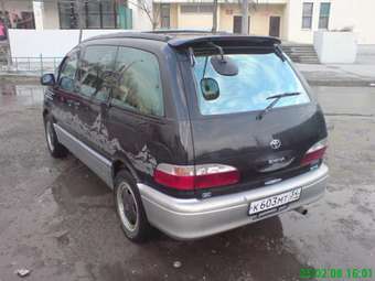 Toyota Estima Emina