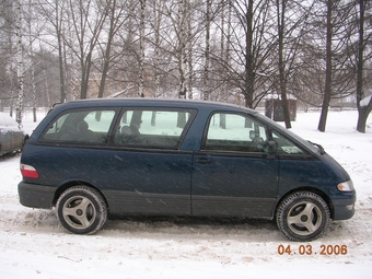 Toyota Estima Emina