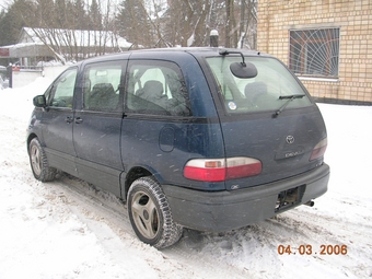 Toyota Estima Emina