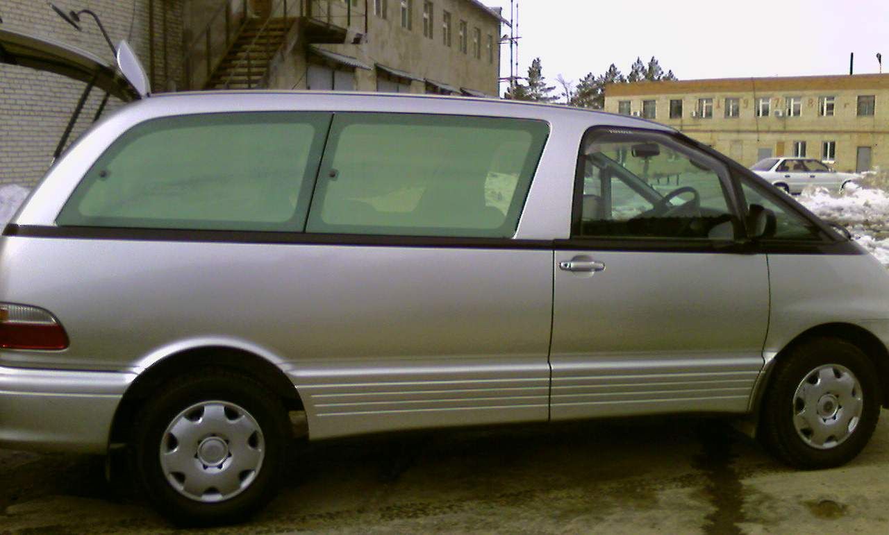 1998 Toyota Estima Emina