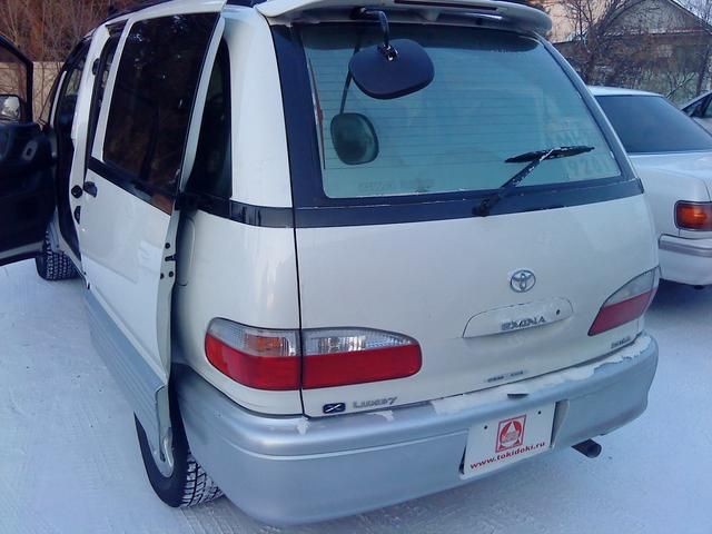 1998 Toyota Estima Emina