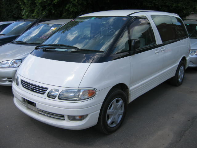 1998 Toyota Estima Emina Pictures