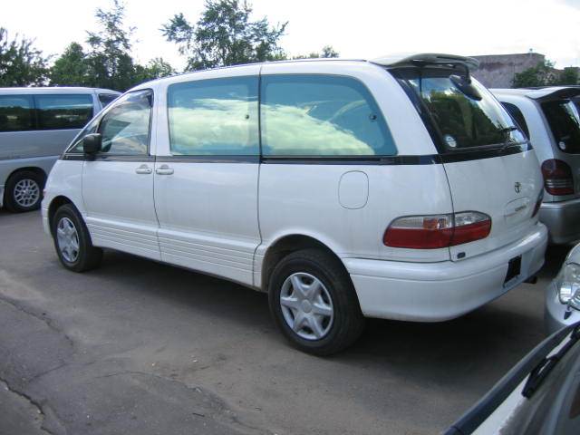 1998 Toyota Estima Emina Photos