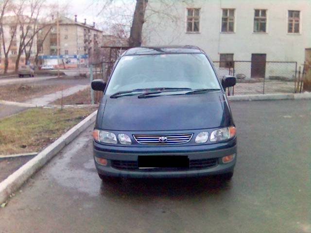 1999 Toyota Estima Emina