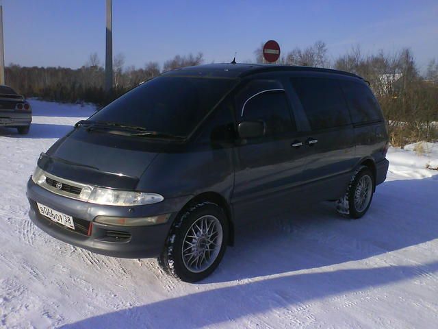 1992 Toyota Estima Lucida