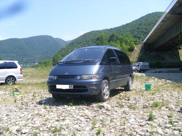 1993 Toyota Estima Lucida