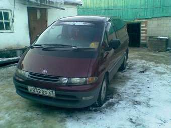 Toyota Estima Lucida