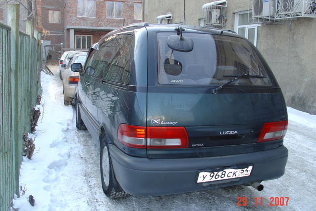 1995 Toyota Estima Lucida