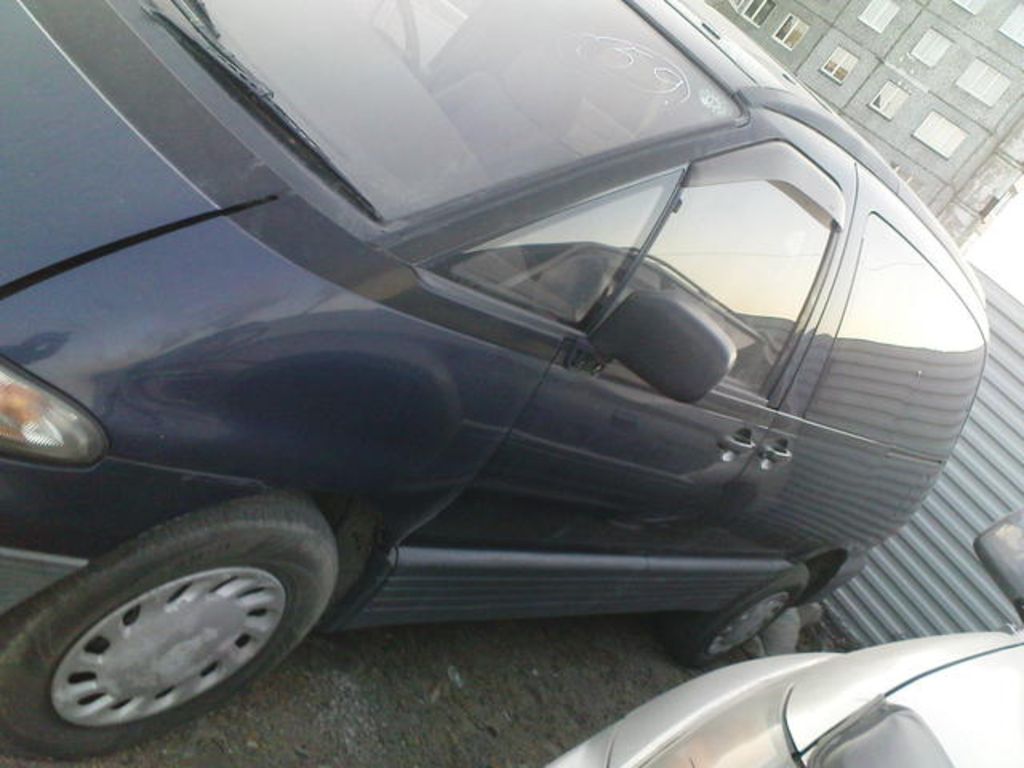 1995 Toyota Estima Lucida
