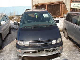 1998 Toyota Estima Lucida