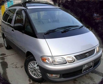 1999 Toyota Estima Lucida