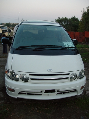 1999 Toyota Estima Lucida