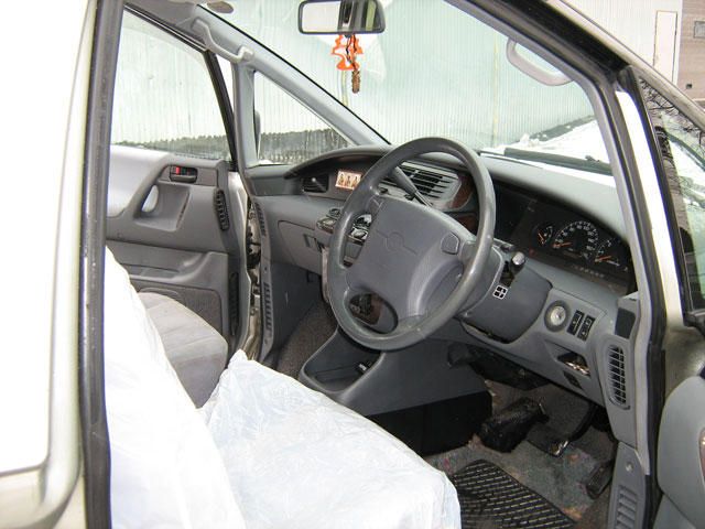 1999 Toyota Estima Lucida