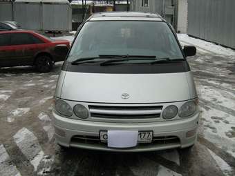 Toyota Estima Lucida