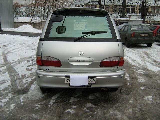 1999 Toyota Estima Lucida