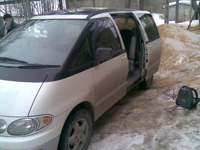 1999 Toyota Estima Lucida