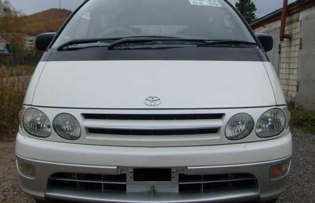 1999 Toyota Estima Lucida