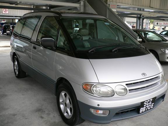 1999 Toyota Estima Lucida Photos