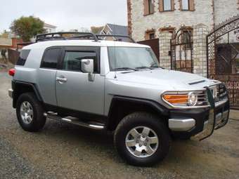 2006 Toyota FJ Cruiser Photos