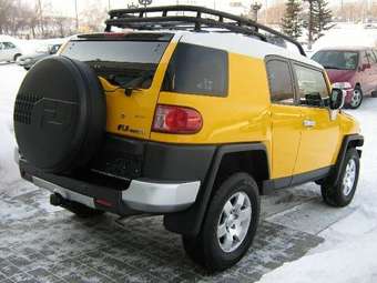 2006 Toyota FJ Cruiser Pictures