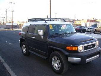 2006 Toyota FJ Cruiser Pictures