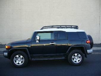 2006 Toyota FJ Cruiser Pictures