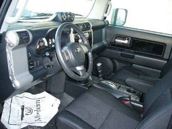 2006 Toyota FJ Cruiser Photos