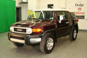 2007 Toyota FJ Cruiser Photos