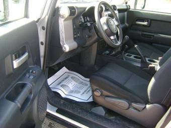 2007 Toyota FJ Cruiser Pictures