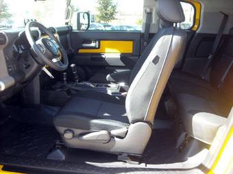2007 Toyota FJ Cruiser Pictures