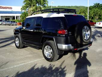 2008 Toyota FJ Cruiser Pictures