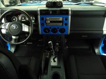 2008 Toyota FJ Cruiser Pictures