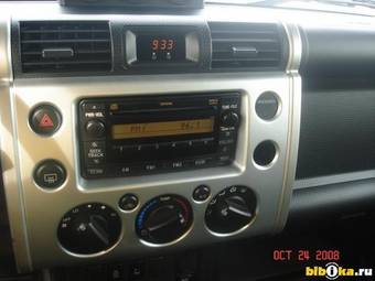 2009 Toyota FJ Cruiser Pictures