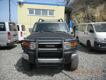 2010 Toyota FJ Cruiser Photos