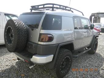 2010 Toyota FJ Cruiser Photos