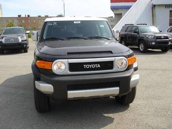 2012 Toyota FJ Cruiser Pictures